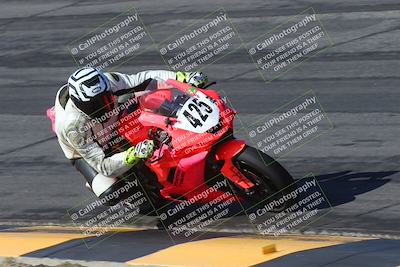 media/Mar-21-2025-CVMA Friday Practice (Fri) [[30cd4fe323]]/2-Racer 1/Session 2 (Bowl)/